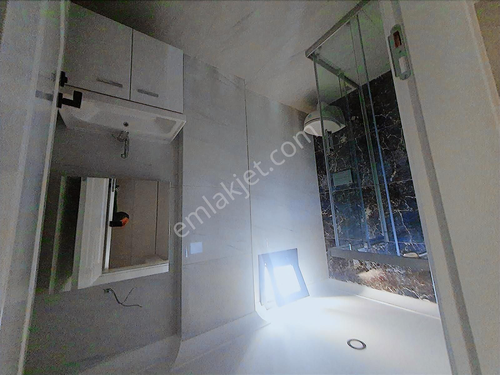 Rw Nefes'ten Bahçelievler'de Muhteşem 4+1 Tripleks Villa - Görsel 27