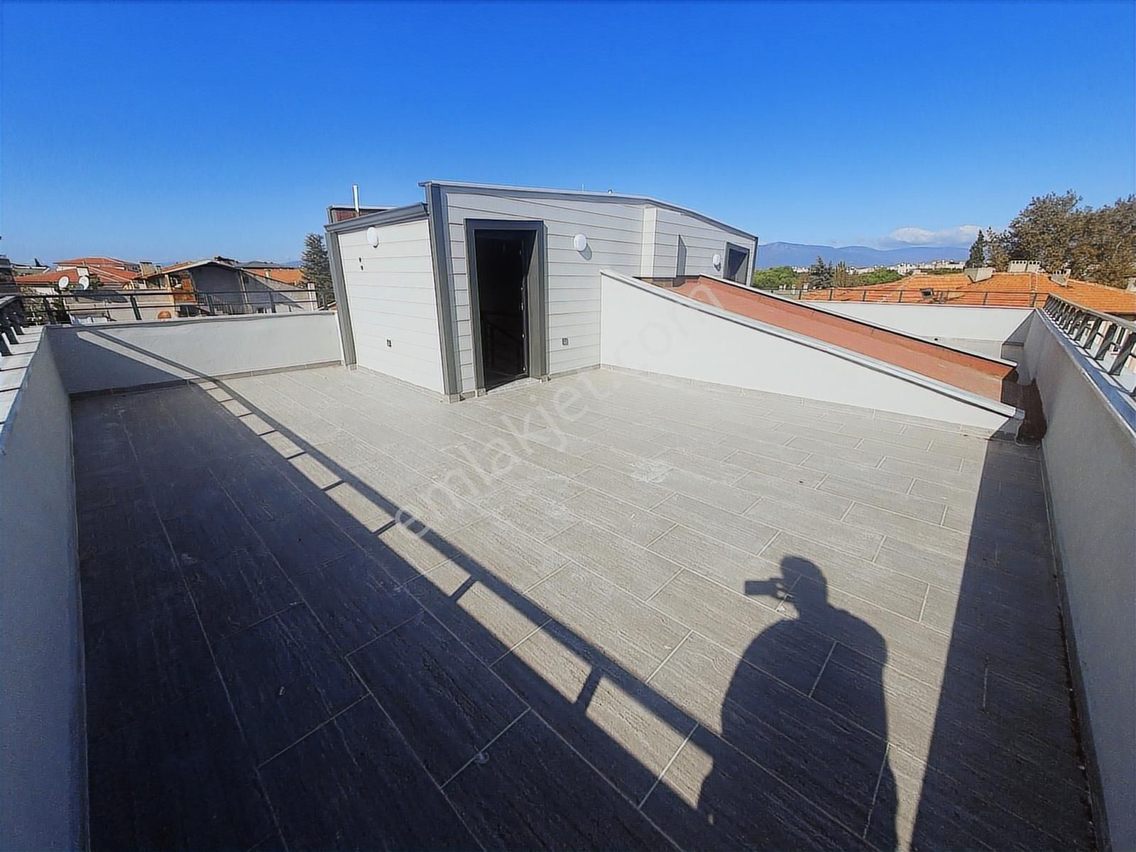 Rw Nefes'ten Bahçelievler'de Muhteşem 4+1 Tripleks Villa - Görsel 19