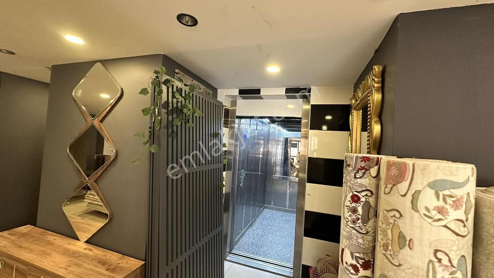 Turyap'tan Ana Cadde Üzeri 4 Katlı 1350m2 Komple Kiralık İşyeri - Görsel 17
