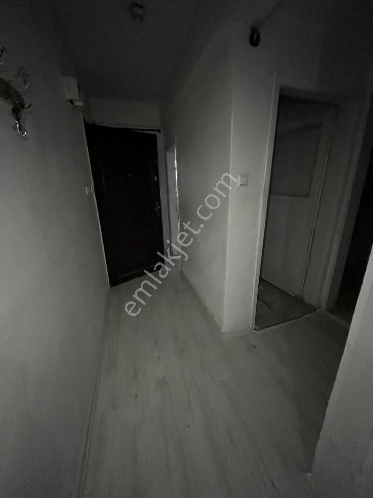 Grv Emlak'tan Pazar Pazarı Üst Sokağnda Kiralık 2+1 80m2 Y.giriş Daire - Görsel 13
