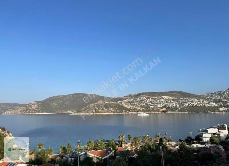 Kışlada Denize 40 Metre Mesafede Panoramik Manzaralı Villa