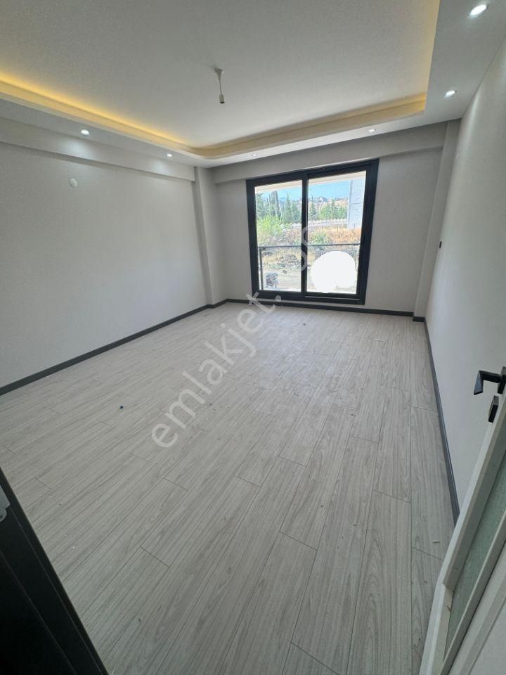 Satılık Yeşil Mah. 3+1 136 M2 Lüks İşçilik Yerden Isıtmalı Daire - Görsel 10