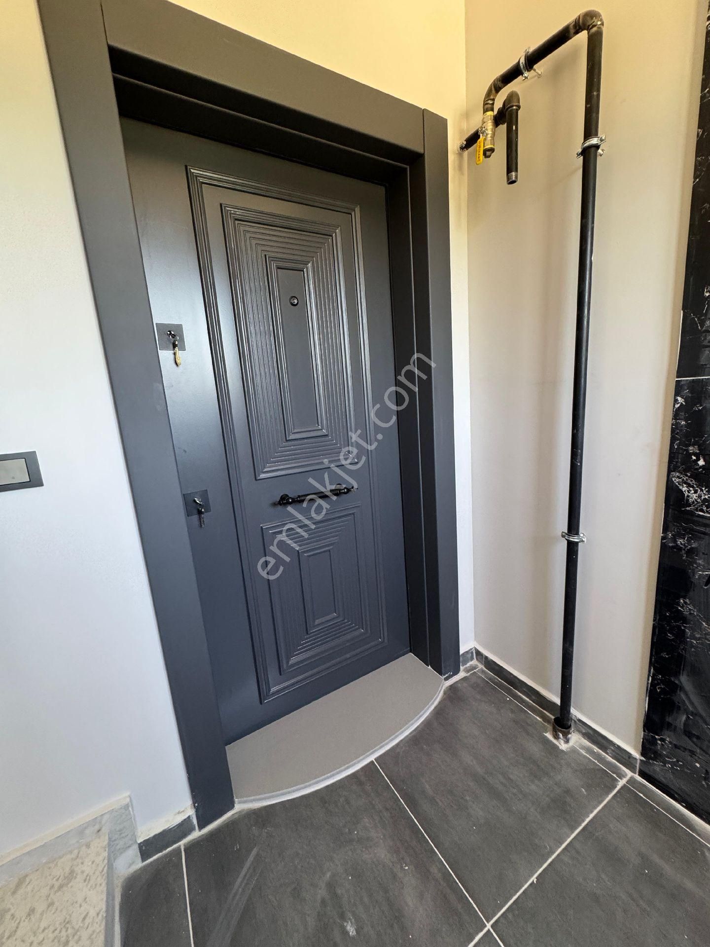 Satılık Yeşil Mah. 3+1 136 M2 Lüks İşçilik Yerden Isıtmalı Daire - Görsel 2