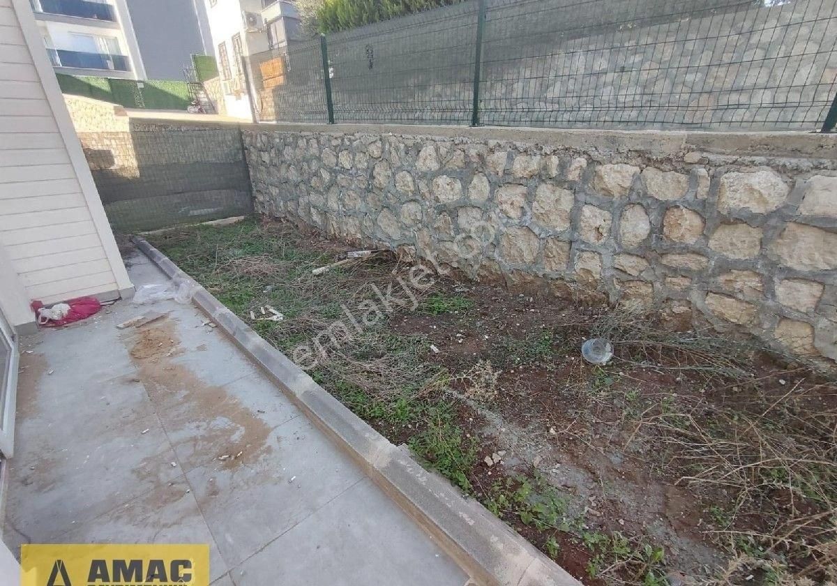 Kabasakal Mah Havuzlu Güvenlikli Site İçi Az Katlı Bahceli Mustakil Tadinda 2+1 Cazip Daire - Görsel 5