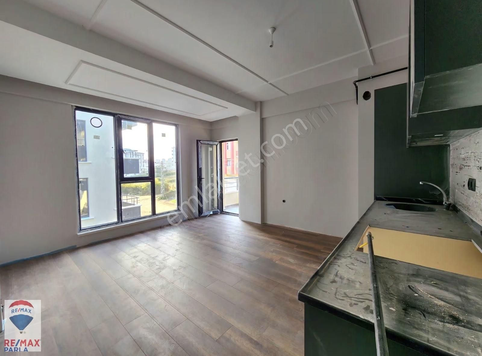 Gülpark 5 Yaşam Evleri Ara Kat Satılık 1+1 Daire - Görsel 4