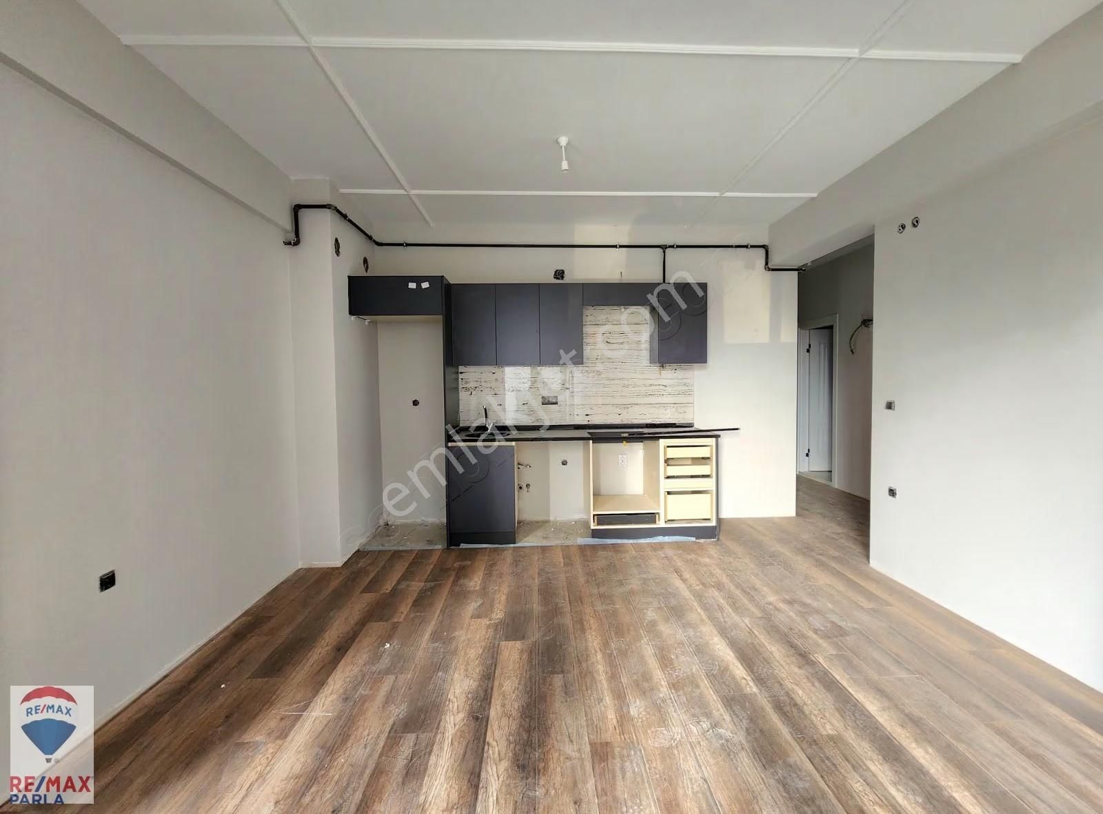 Gülpark 5 Yaşam Evleri Ara Kat Satılık 1+1 Daire - Görsel 5