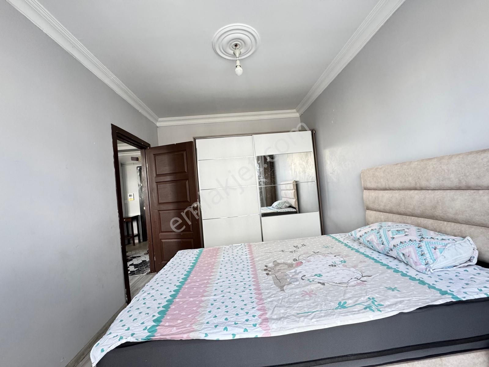 Esenyurt Meydan Geniş Teraslı Eşyalı Lüx Daire - Görsel 7