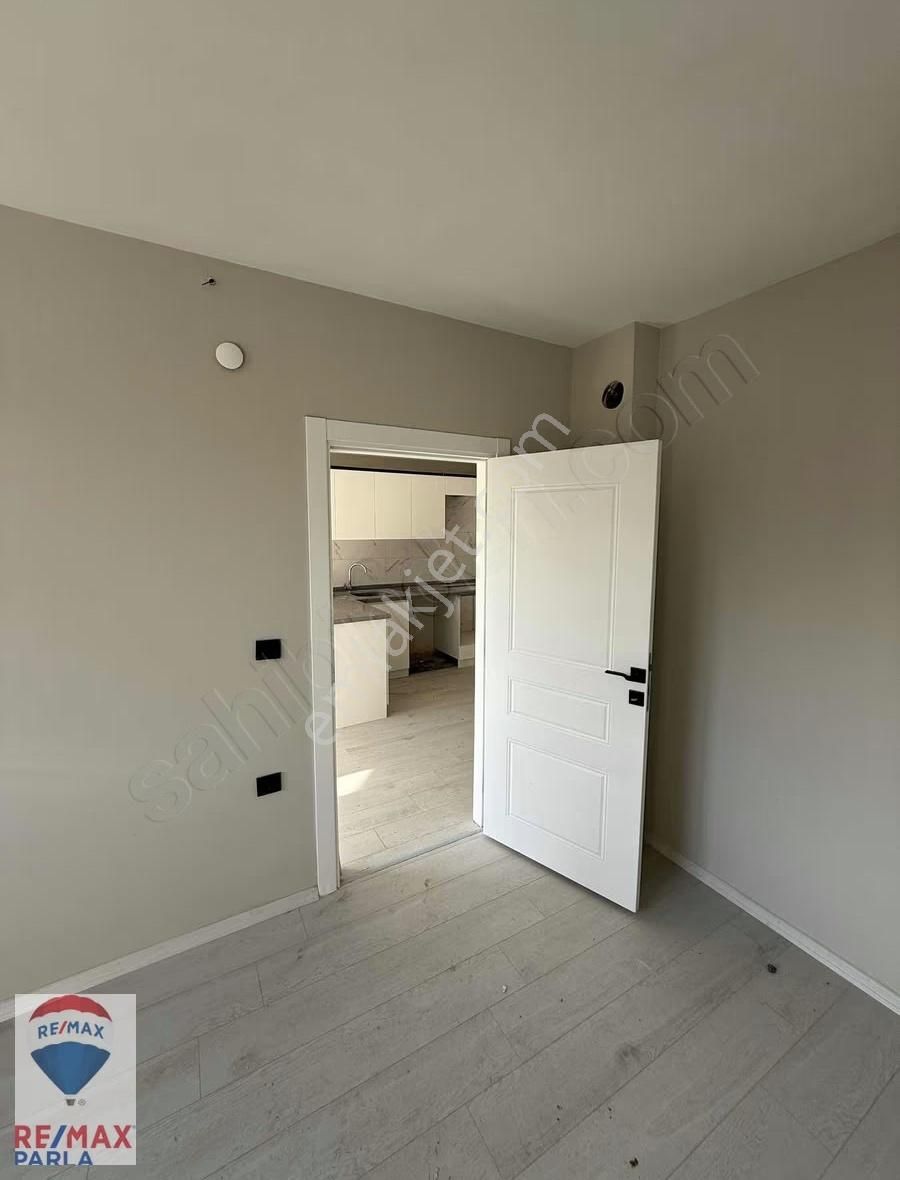 Satılık 1+1 Fırsat Daire Körfez - Görsel 9