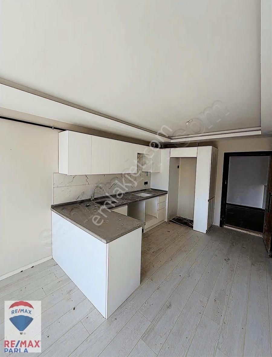 Satılık 1+1 Fırsat Daire Körfez - Görsel 17