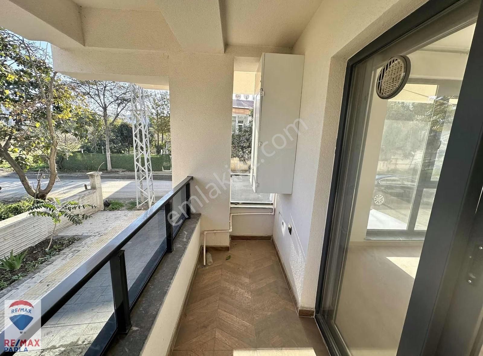 Atakum Körfez Tramwaya 50 Adım Satılık 1+1 Daire - Görsel 23