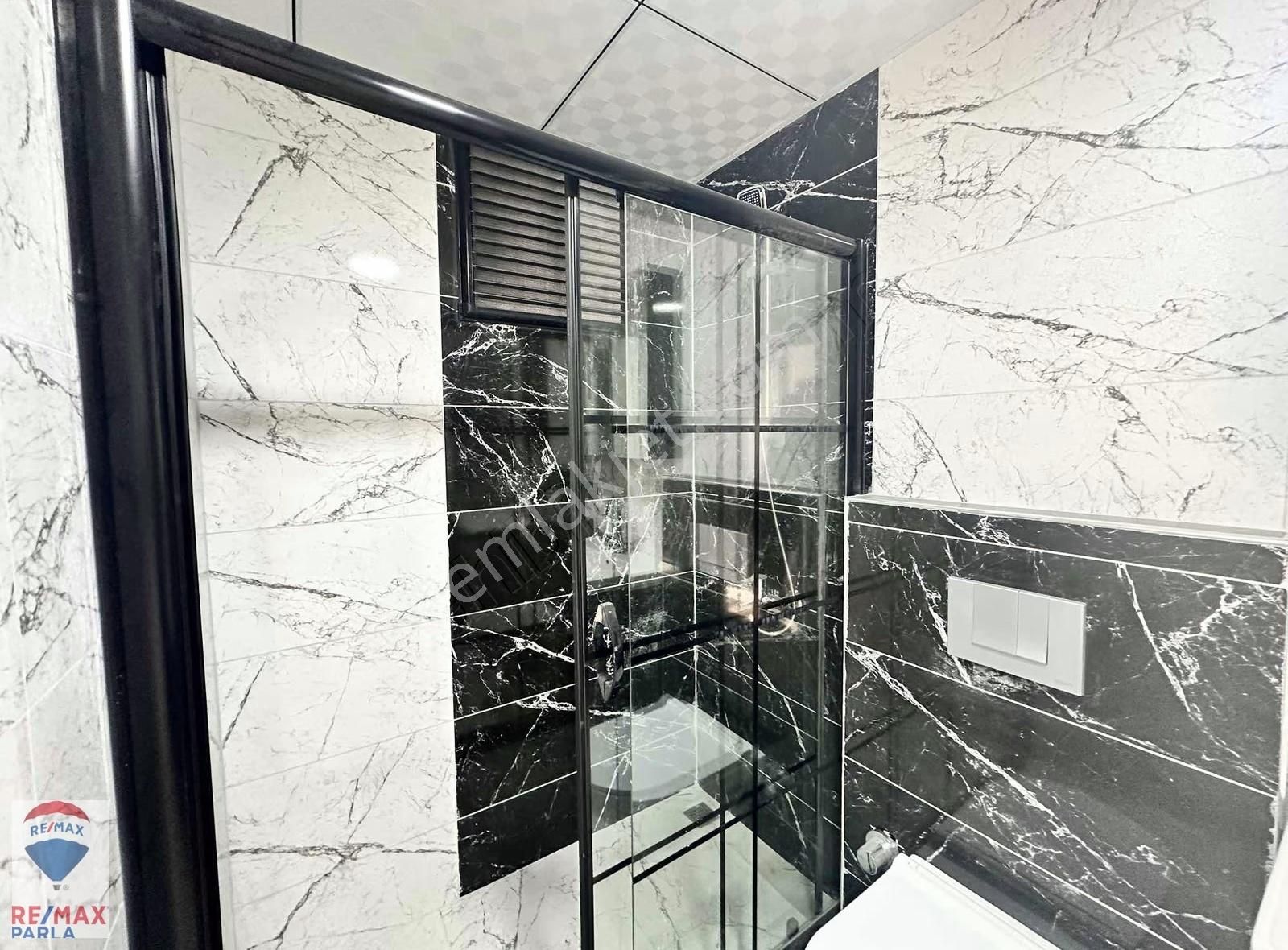 Atakum Körfez Tramwaya 50 Adım Satılık 1+1 Daire - Görsel 7