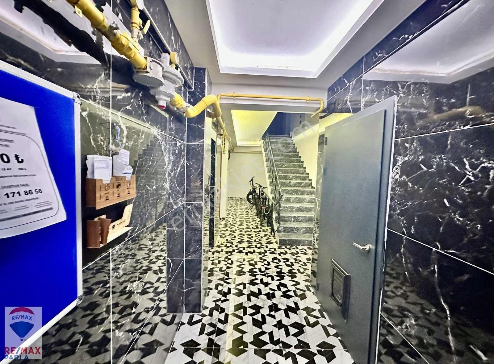 Atakum Körfez Tramwaya 50 Adım Satılık 1+1 Daire - Görsel 16