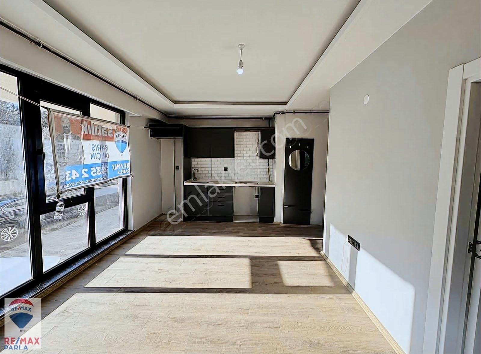 Atakum Körfez Tramwaya 50 Adım Satılık 1+1 Daire - Görsel 24