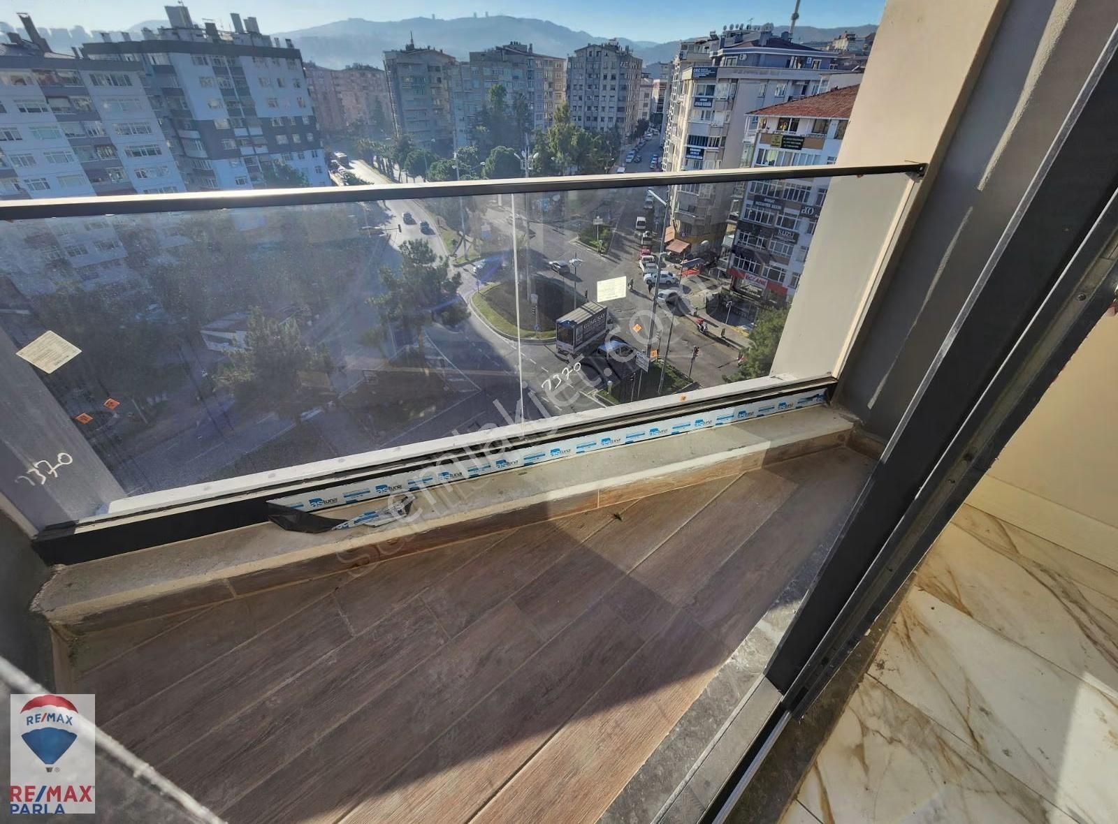 56'ların Başlangıcında Sıfır Daire Ofis Kullanımına Uygun - Görsel 8