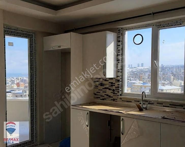 Remax Parla Dinçer Sancı Dan 3+1 Deniz Manzaralı Merkezi Konumda - Görsel 12