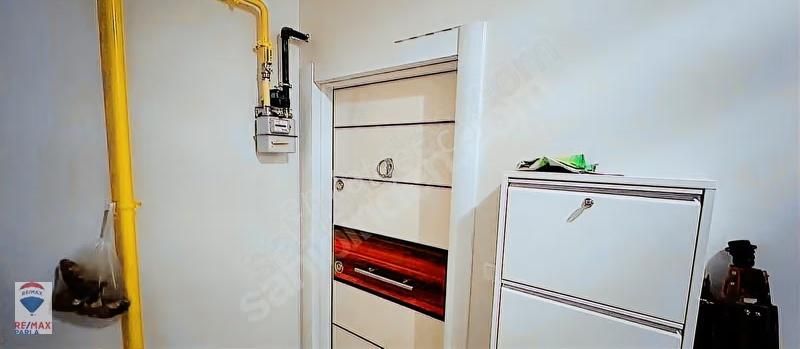 Remax Parla Dinçer Sancı Dan 3+1 Deniz Manzaralı Merkezi Konumda - Görsel 15