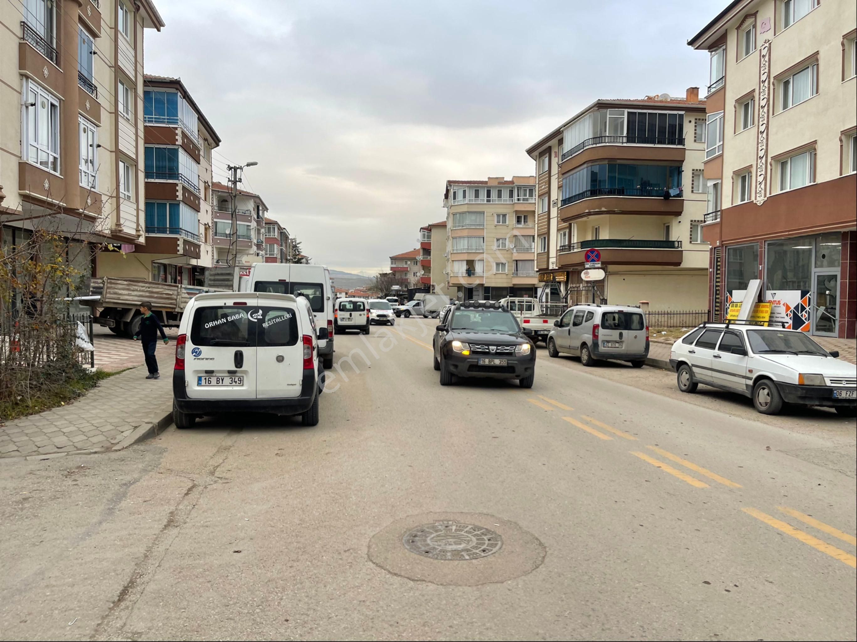 Sincan Pınarbaşı Çorum Caddesi’nde İkinci Ara Katta Kiralık Full Yapılı Daire Geniş - Görsel 22