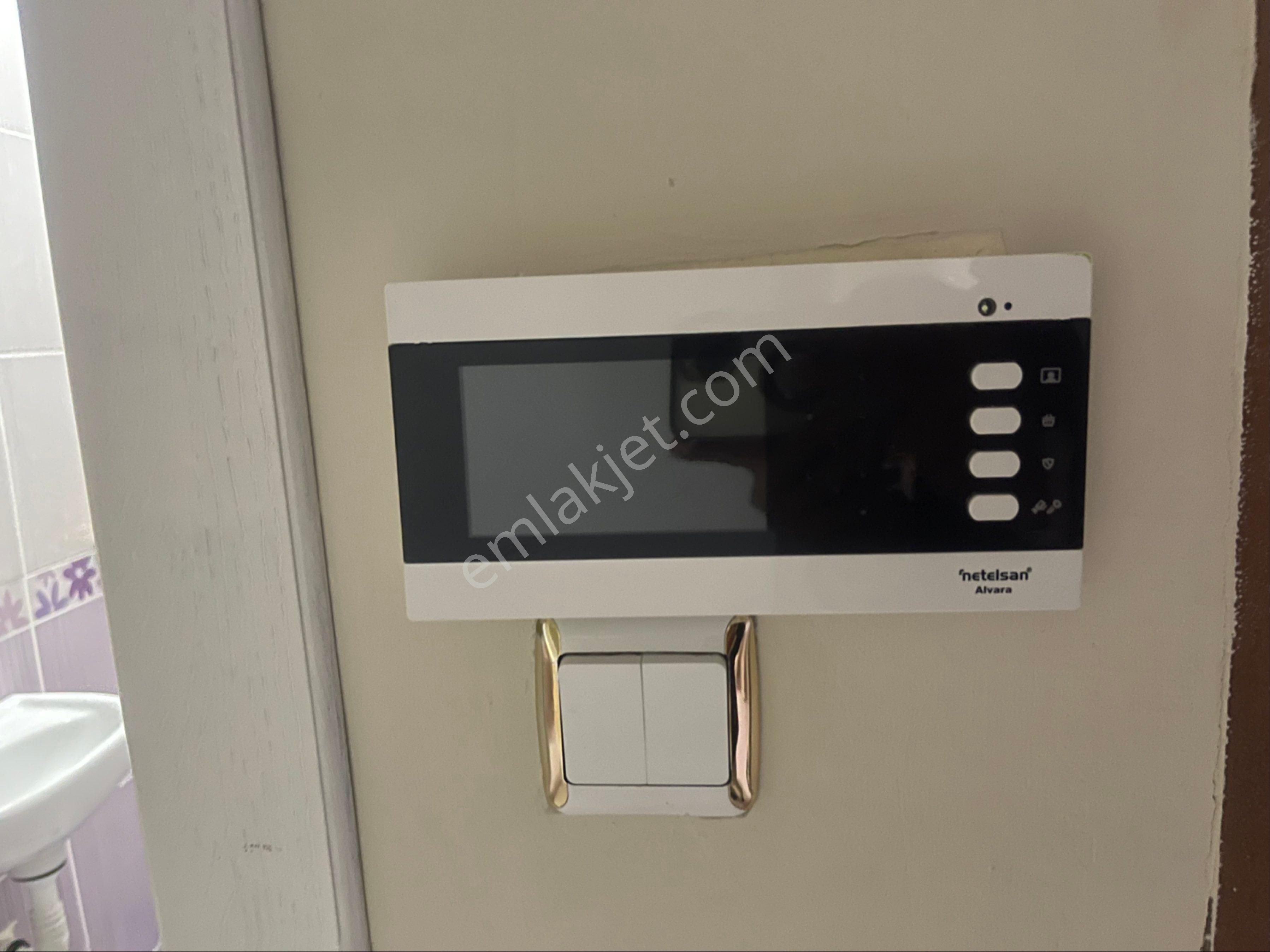 Sincan Pınarbaşı Çorum Caddesi’nde İkinci Ara Katta Kiralık Full Yapılı Daire Geniş - Görsel 13