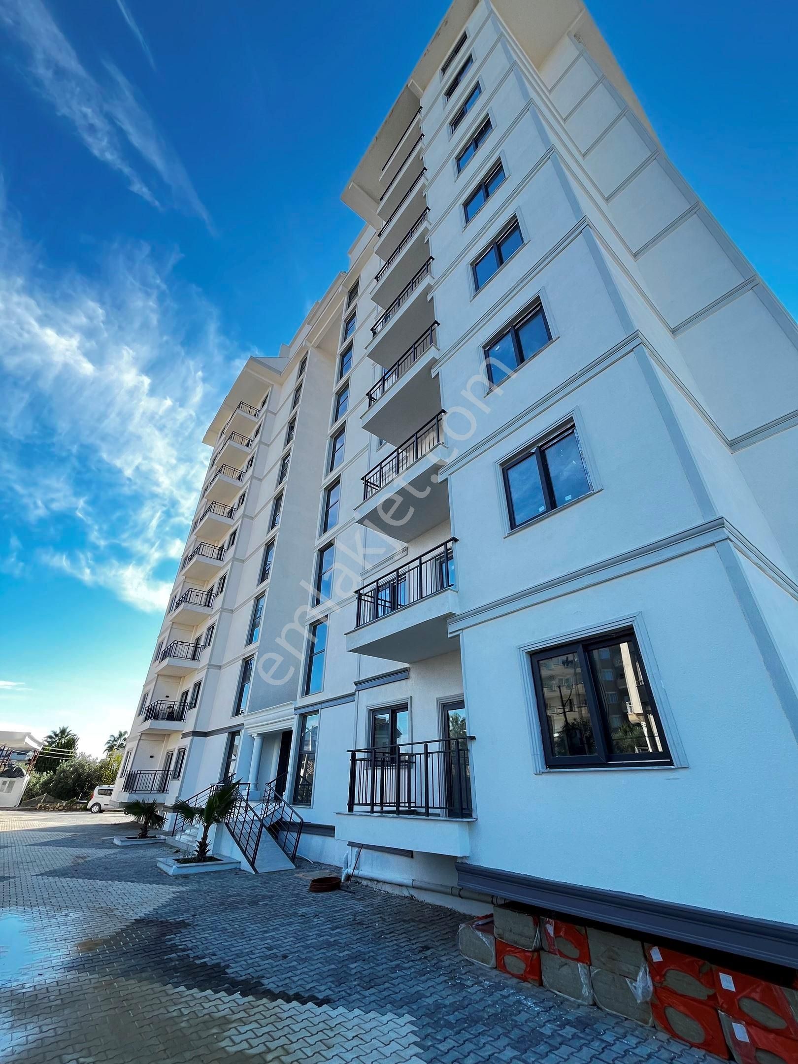 Avsallar’da Satılık Lüks 1+1 Daire