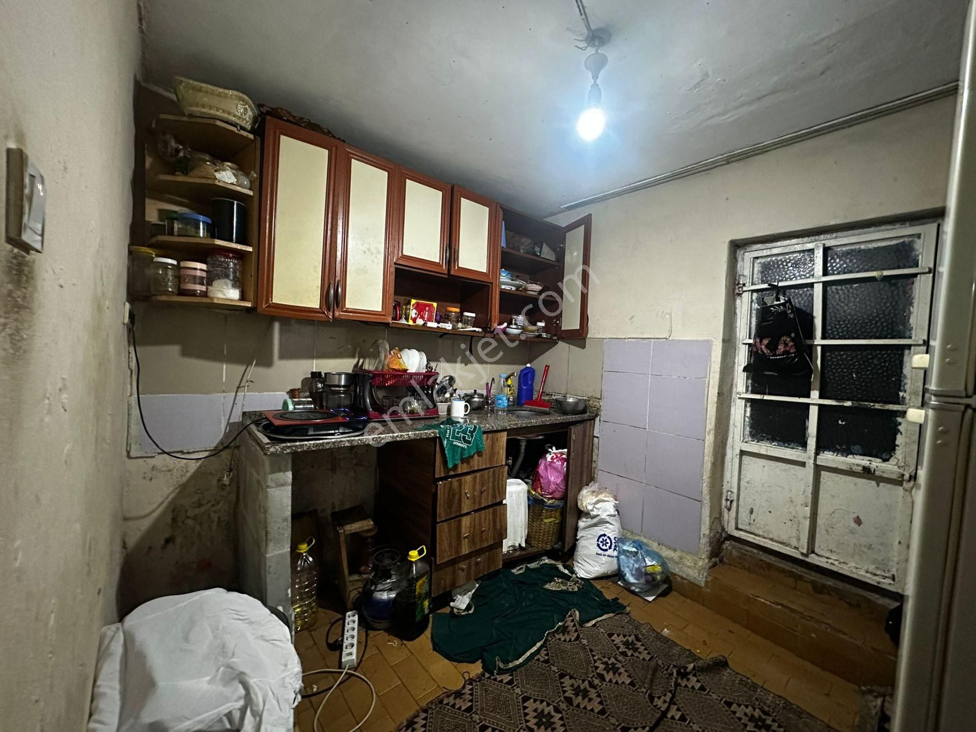 Litros'tan Fatih Mah 2+1 Satılık 16m² Hisseli Satılık 80m² Bahçe Kat Daire - Görsel 5