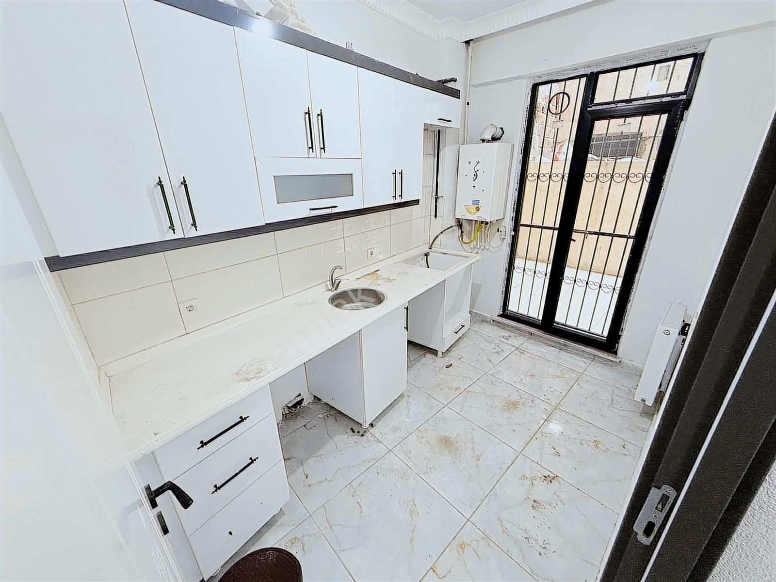 Pusula İnşat'tan 50.yıl Mah 4+4 180 M2 Satılık Ters Dubleks Dair - Görsel 2