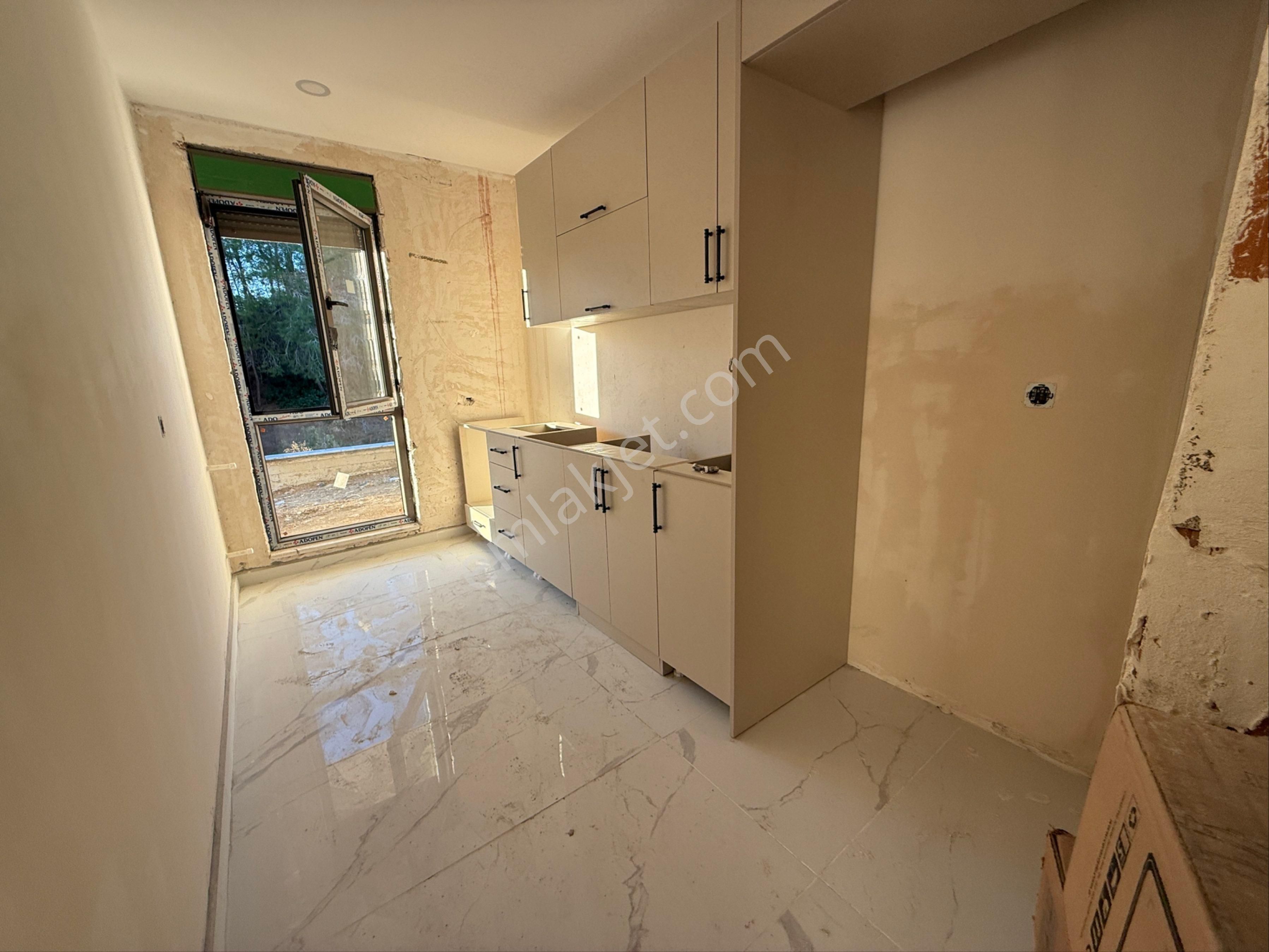 Sarilarda Satılık 2+1 Sıfır Yüksek Giriş Daire - Görsel 2