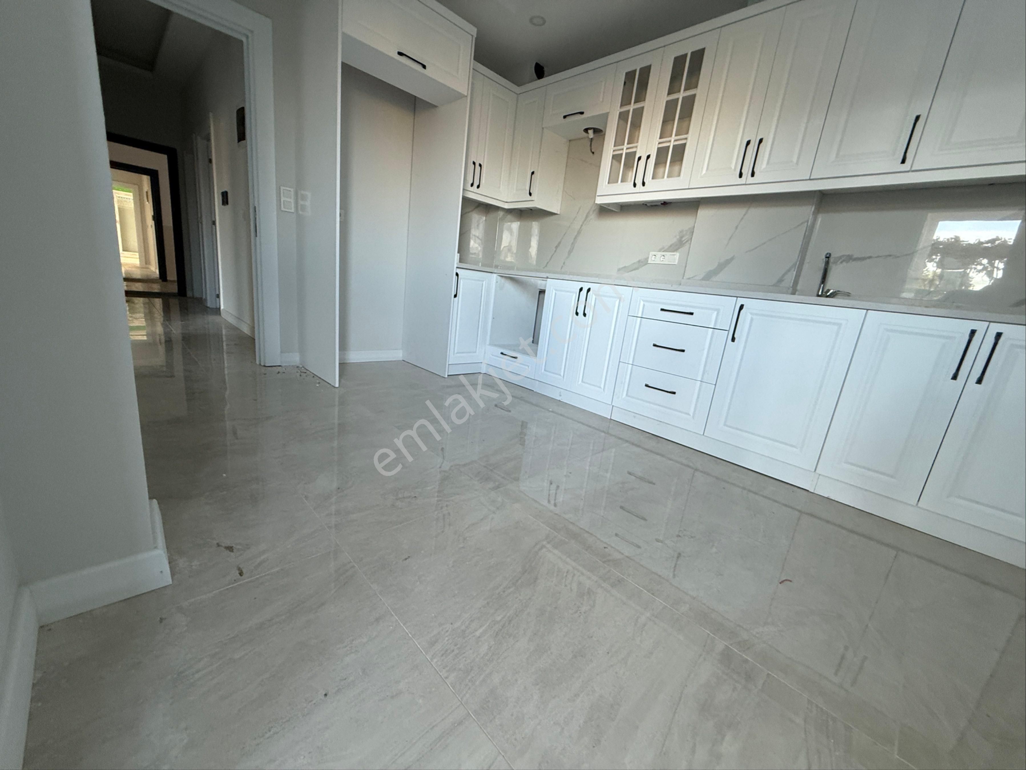 Sarilarda Panorama + Orman Arakat Fırsat Daire ! Araç Takaslı