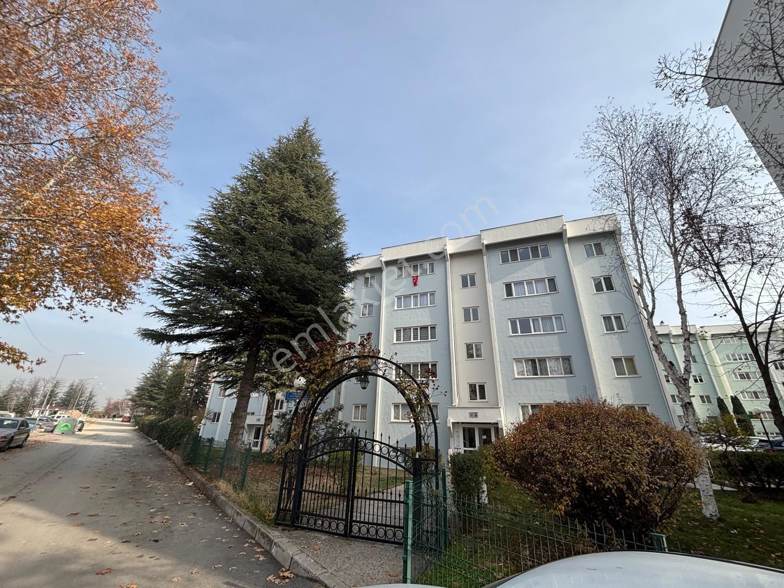 Konutkent Oyak 9 Sıtesın'de 3+1 Satılık Daıre - Görsel 6