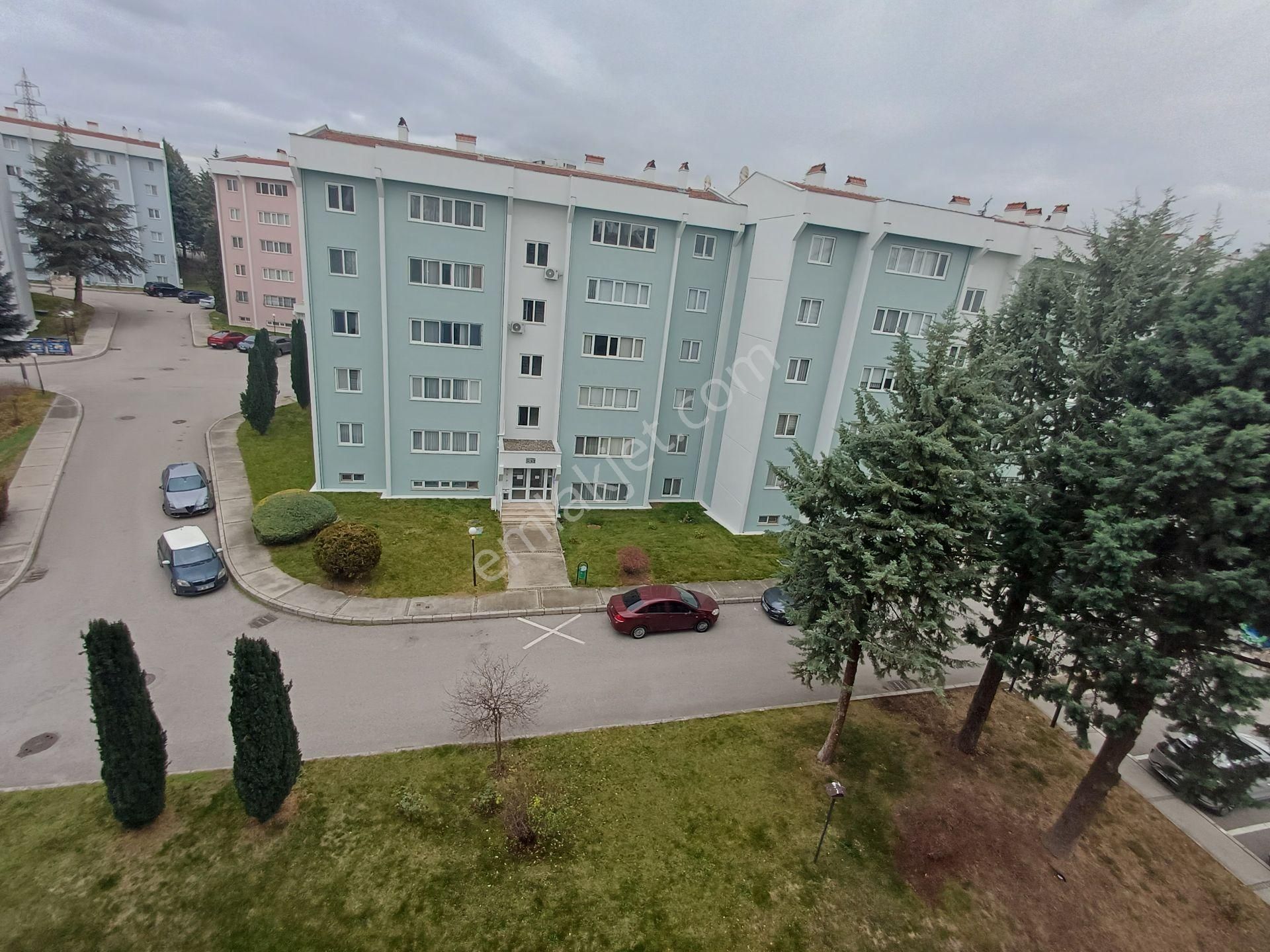 Konutkent Oyak 9 Sıtesın'de 3+1 Satılık Daıre - Görsel 3