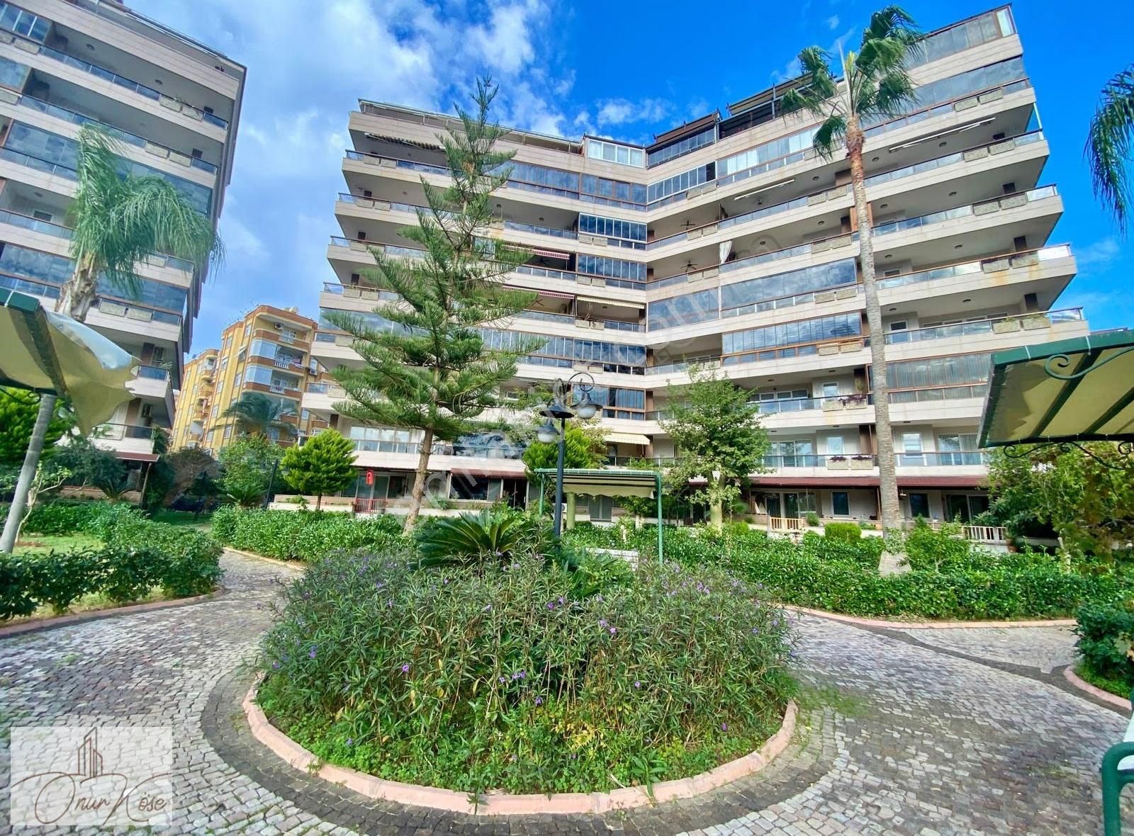 Alanya Tosmurda Dim Çayı Manzaralı Site İçi Kiralık 2+1 Daire