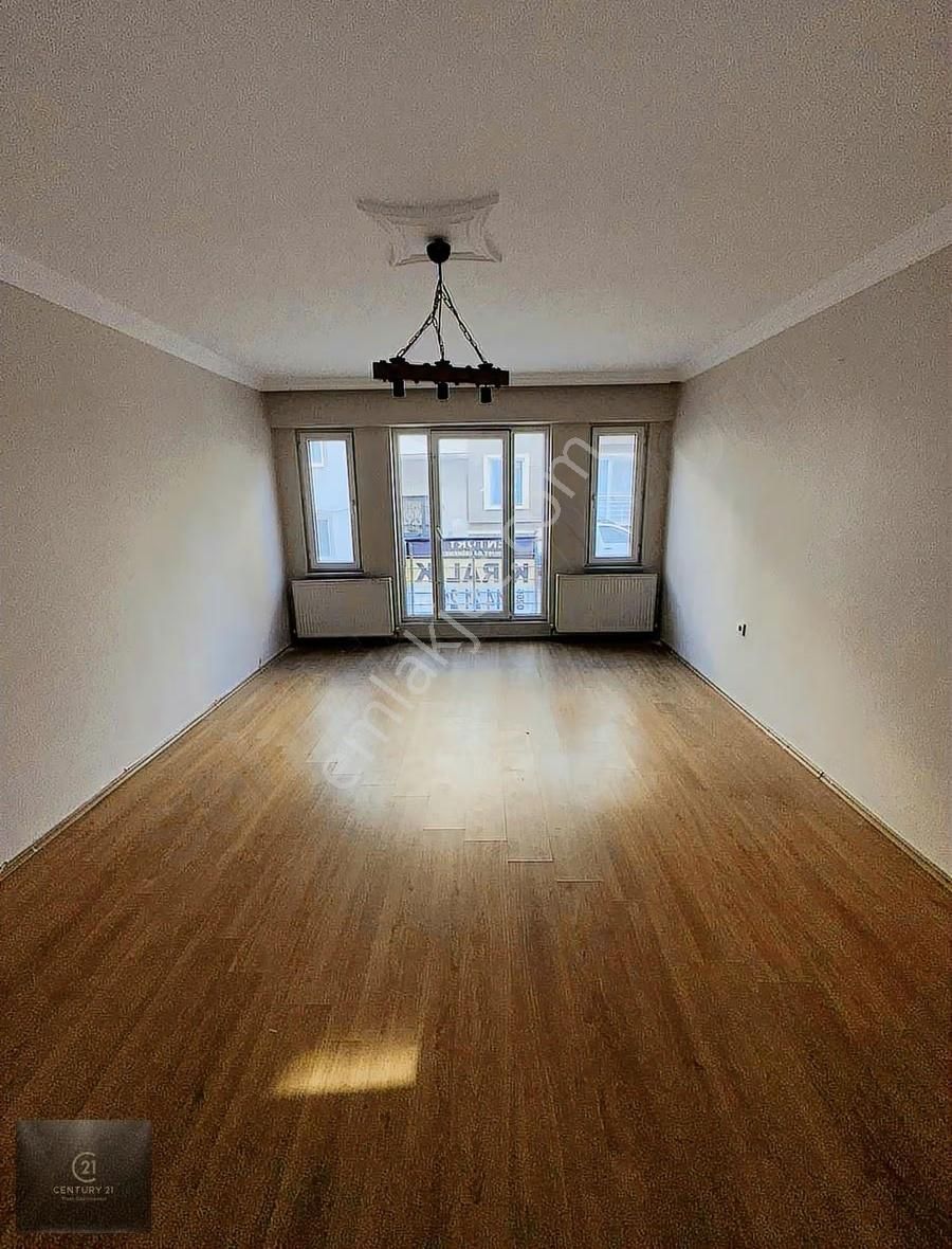 Sunullah Mah.de Giriş Kat 2+1 Kiralık Daire - Görsel 2