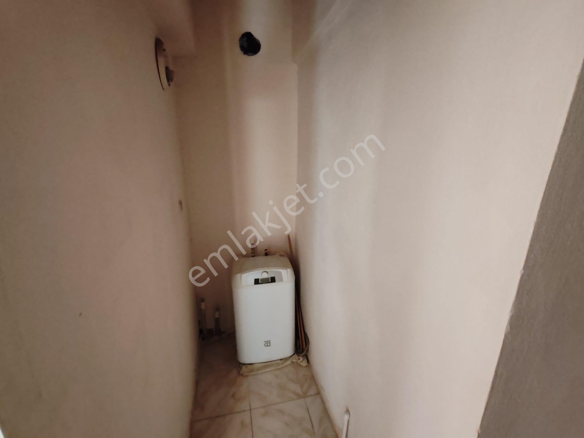 Buca Atatürk Mahallesi Ana Yol Üzerinde 3+1 Kiralık Daire - Görsel 33