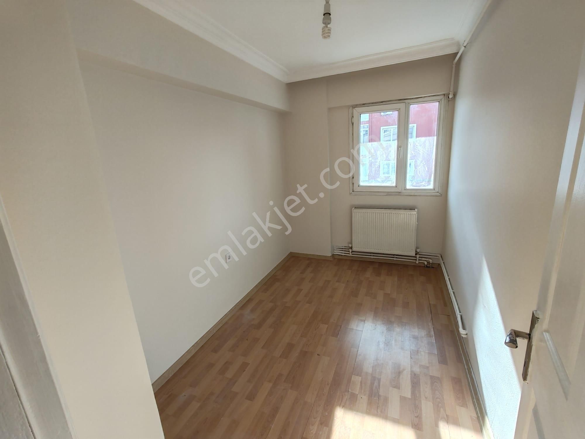 Buca Atatürk Mahallesi Ana Yol Üzerinde 3+1 Kiralık Daire - Görsel 14