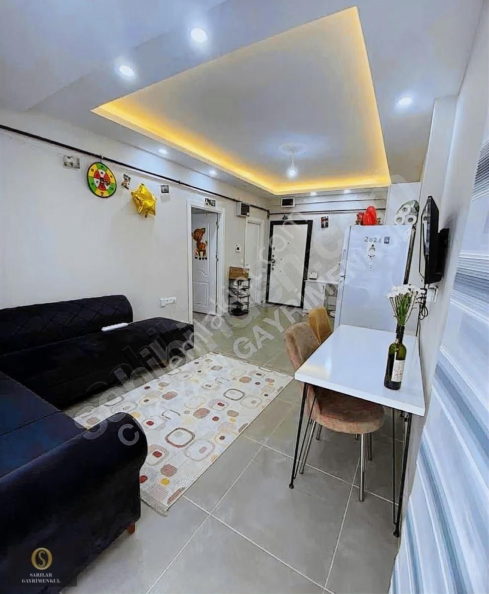 Sarılar Gayrimenkul'den Balkonlu Yerden Isıtmalı Asansörlü 1+1 - Görsel 12