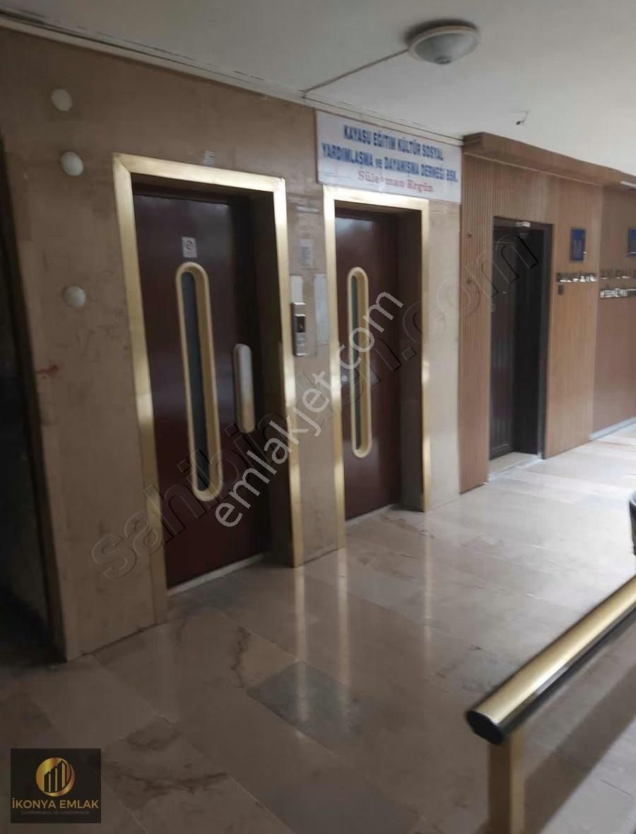 Daire Takaslı Ofis Dükkan Tabela Değeri Yüksek Merkezde 1+1