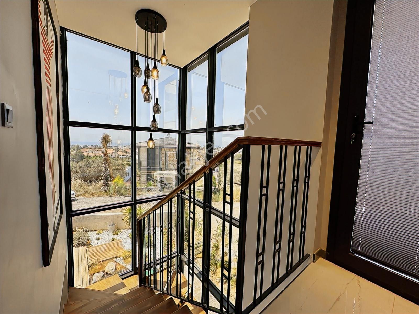 Kuşadası,nda Müstakil Özel Havuzlu 4+1 Villa - Görsel 32