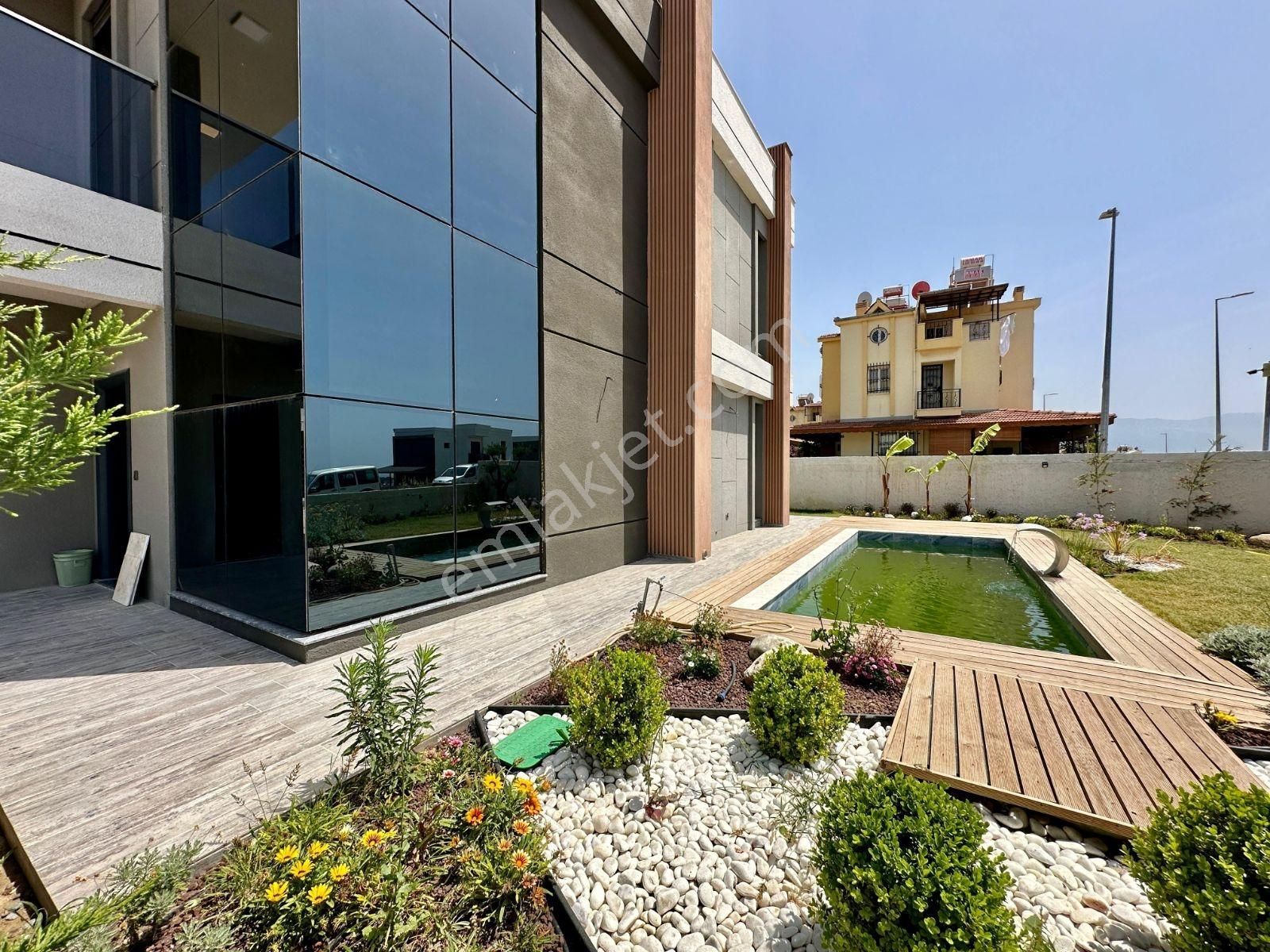 Kuşadası,nda Müstakil Özel Havuzlu 4+1 Villa - Görsel 22