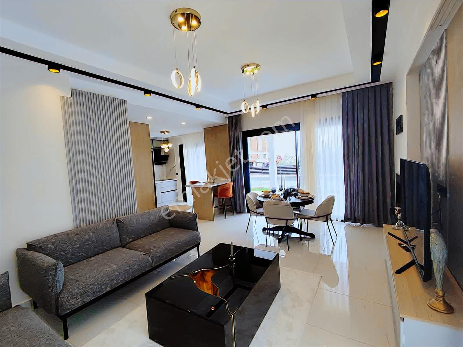 Kuşadası Davutlar Müstakil Özel Havuzlu Şömineli Satılık Villa - Görsel 9