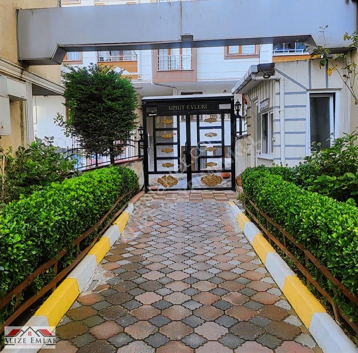 İzden Halkalı Belediye Civari Asansòr Kapali Otopark Butik Site