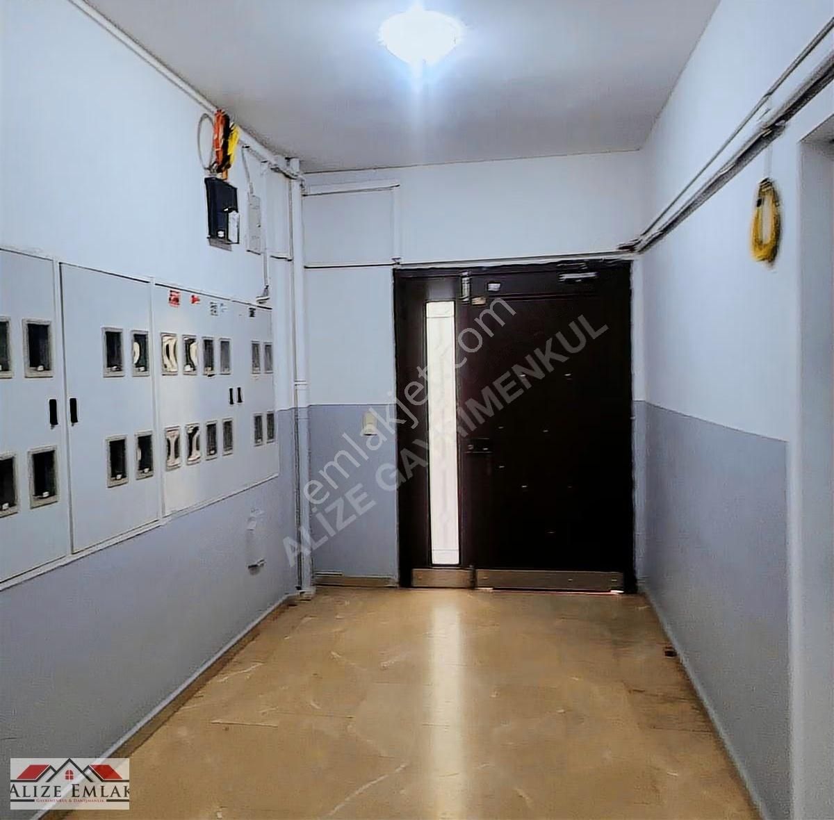 İzden Halkalı Belediye Civari Asansòr Kapali Otopark Butik Site - Görsel 34