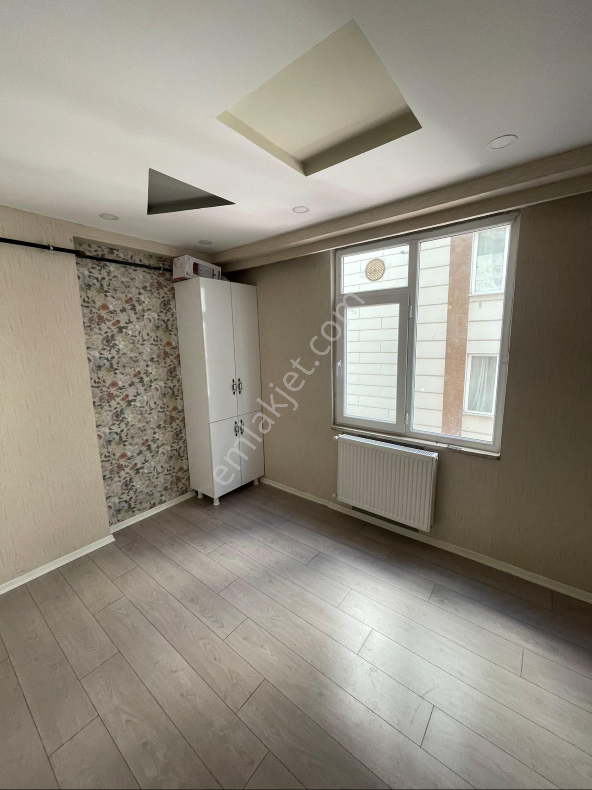 Barış Emlaktan Karşıyakada Kiralık 2+1 Eşyasız Daire - Görsel 6