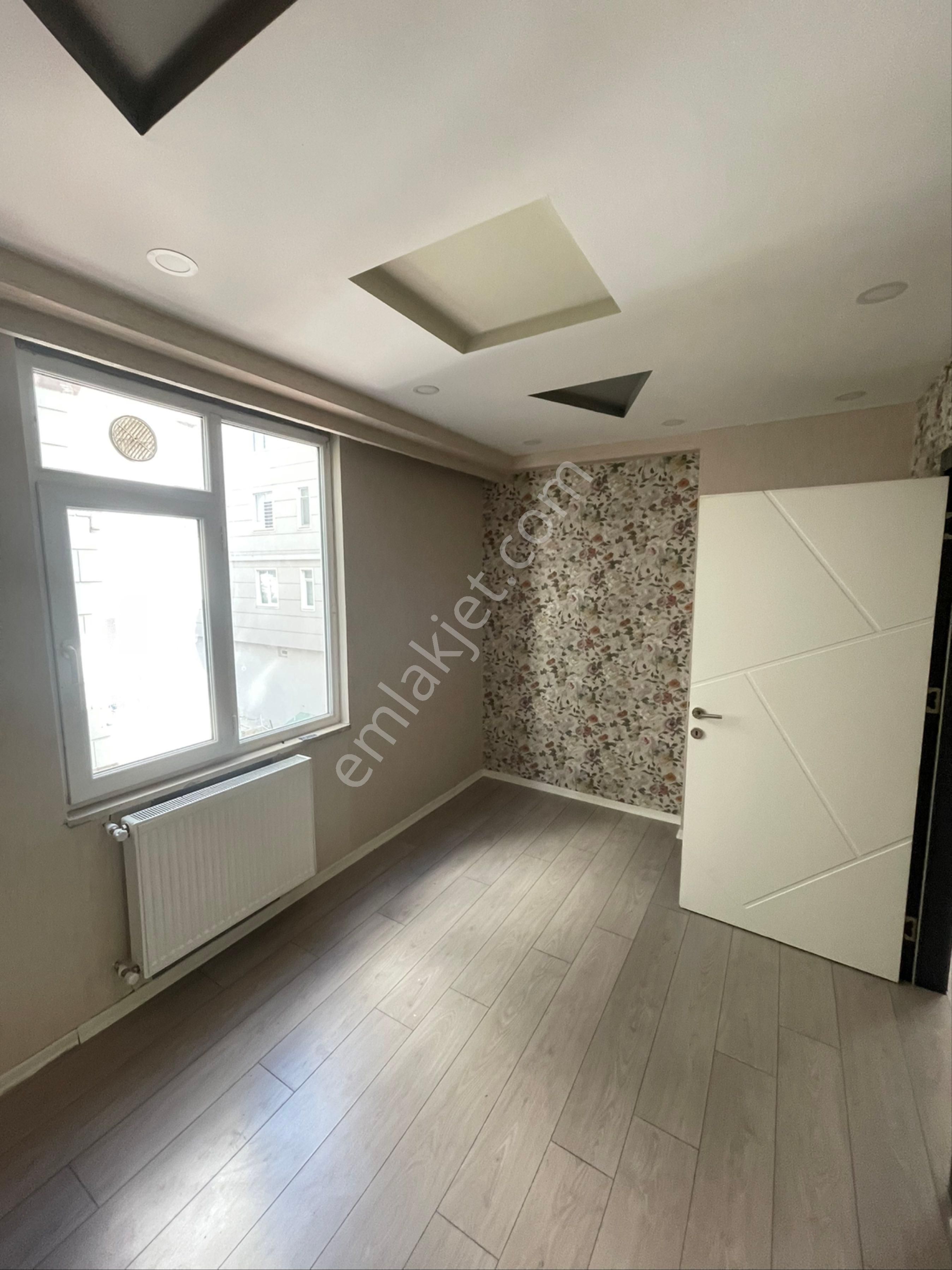 Barış Emlaktan Karşıyakada Kiralık 2+1 Eşyasız Daire - Görsel 7