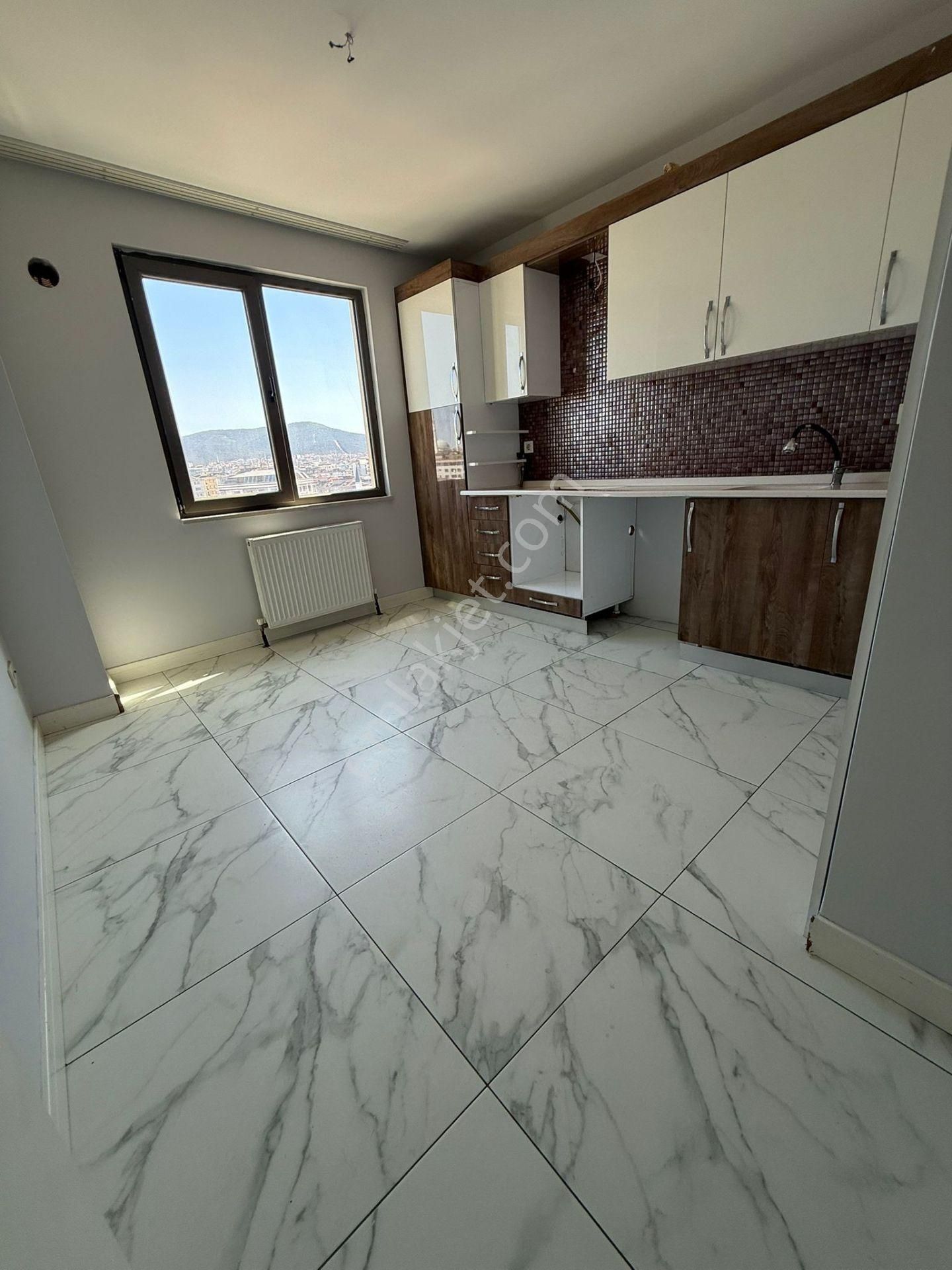 Sultanbeyli Adil Mahallesinde Satılık Daire 2+1 95 M² - Görsel 6