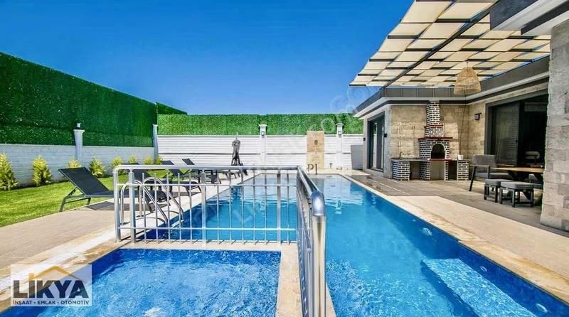 Karagedik Mah. 2+1 Korunaklı 2 Adet Yan Yana Kiralık Villa - Görsel 10