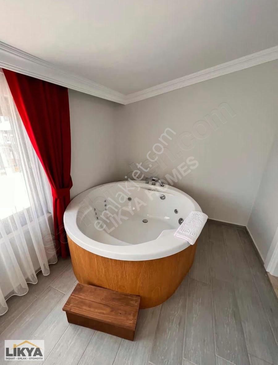 Şehir Merkezine Yakın 3+1 Eşyalı Uzun Dönem Kiralık Villa - Görsel 24