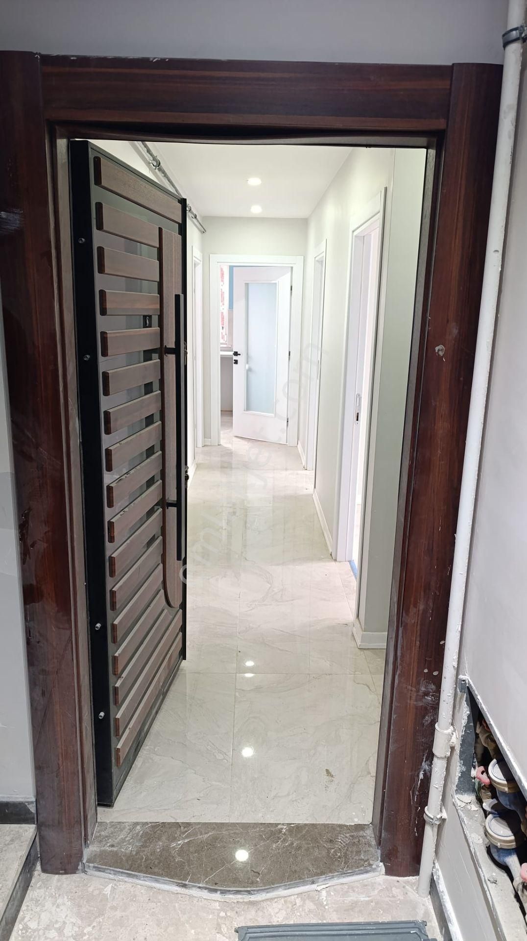 Sultanbeyli Turgutreis Mahallesinde Satılık Daire 2+1 95 M² - Görsel 2