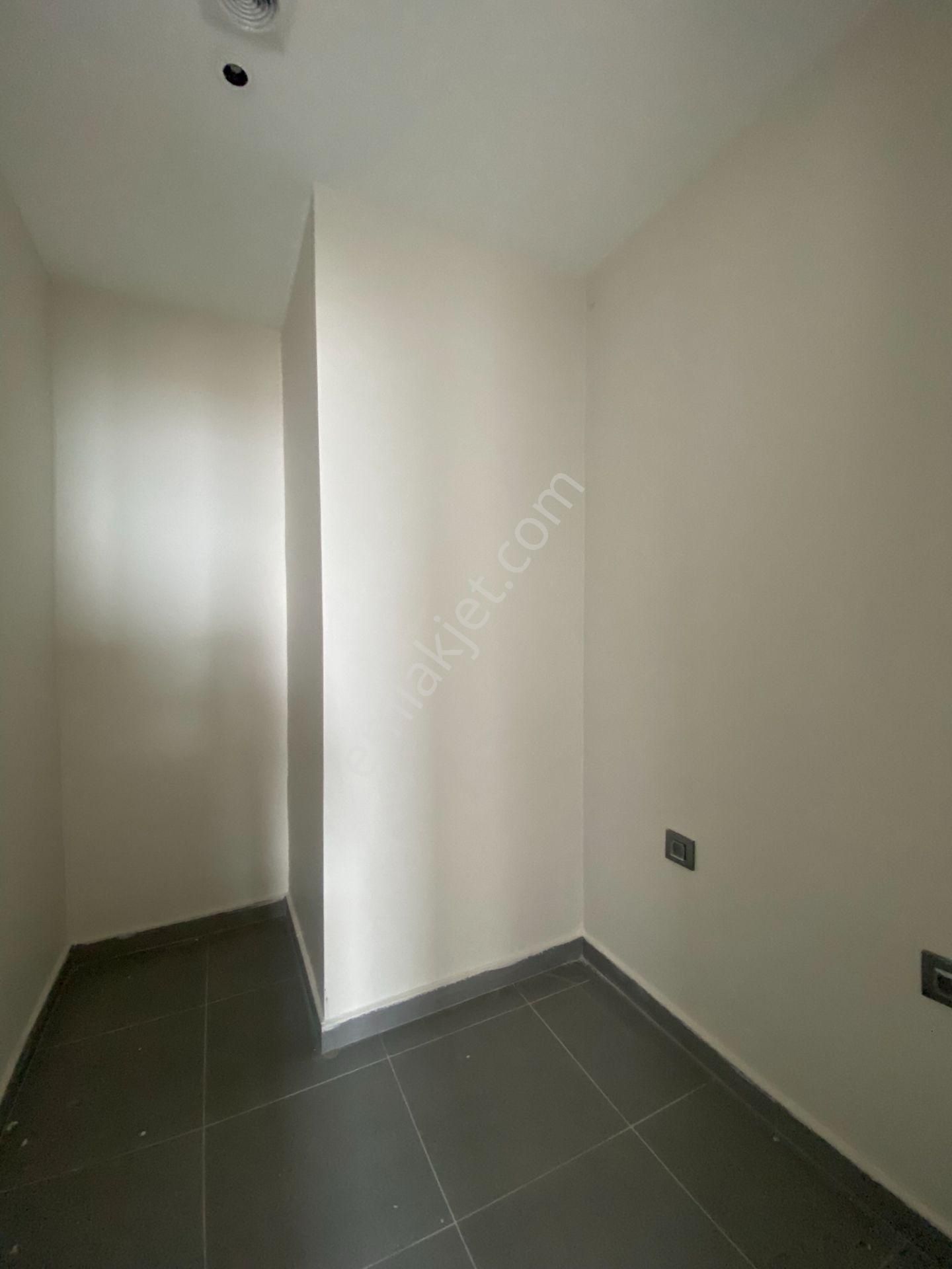 Docs Vadi Sitesi Manzaralı Ön Cephe Önü Açık Satılık Daire - Görsel 22