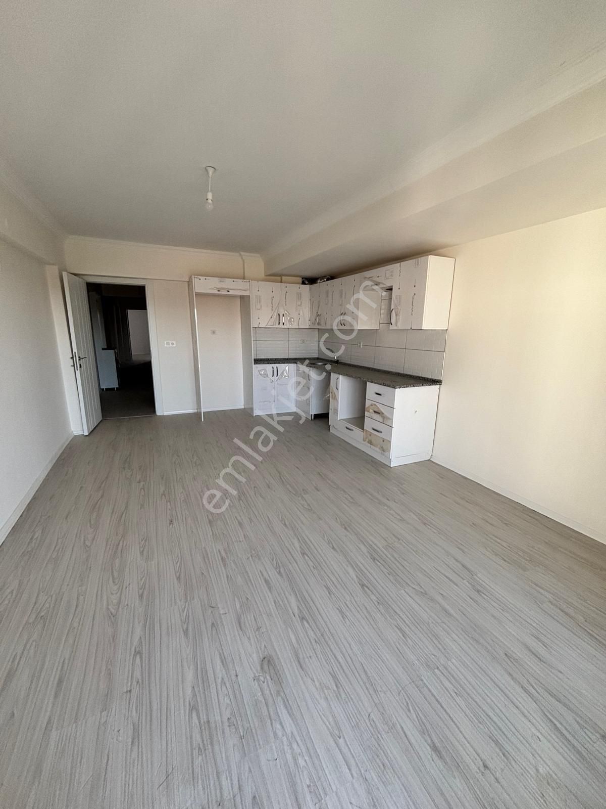 Nazilli Yenimahalle De Satılık 2+1 Daire - Görsel 4