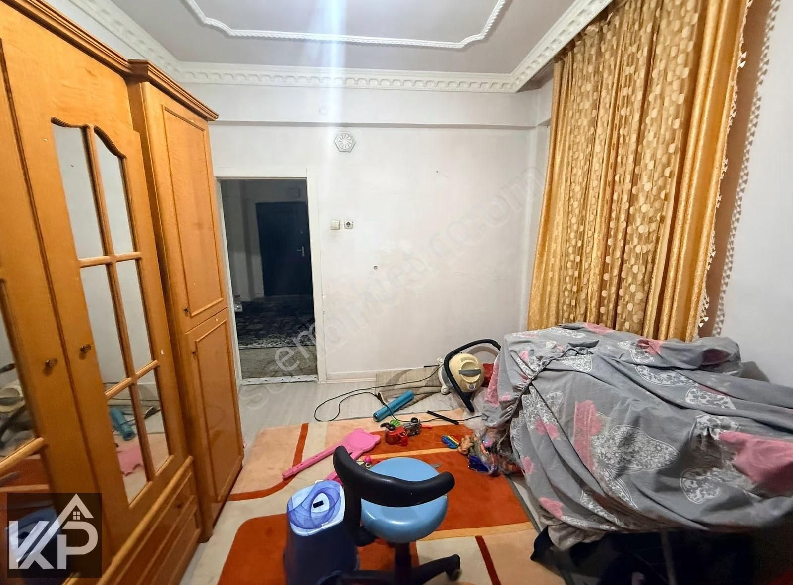 Fevziçakmak Mahallesinde Acil Satılık Geniş 3+1 Daire - Görsel 11