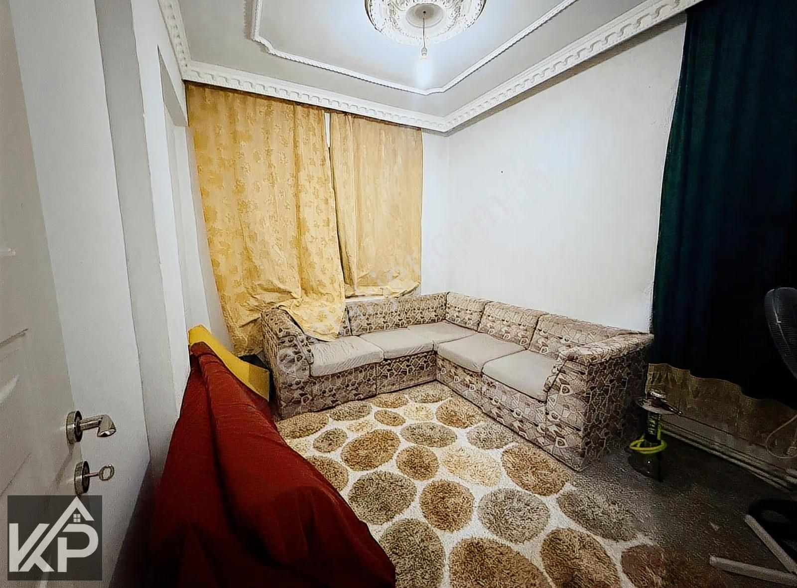 Fevziçakmak Mahallesinde Acil Satılık Geniş 3+1 Daire - Görsel 6